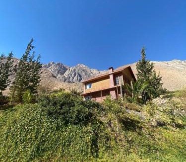 Paiguano Ski Chalet | Hermosa casa para 8 Personas con tinaja - Cochiguaz-Valle De Elqui