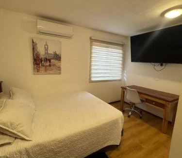 San Felipe House | Hostal Almendral