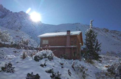 Paiguano Ski Chalet | Hermosa casa para 8 Personas con tinaja - Cochiguaz-Valle De Elqui