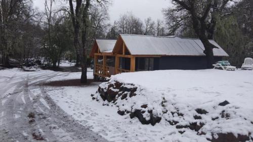 Pinto Ski Chalet | Cabañas Del Edén