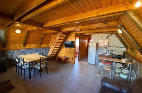 Pinto Ski Chalet | Cabañas Familiares Camino a Termas de Chillán