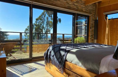 Pichilemu House | ONDA DE MAR VILLAS - Solo para Dos - Vistas al Mar - Sesión Hidromasaje Incluida - Quincho - Privacidad