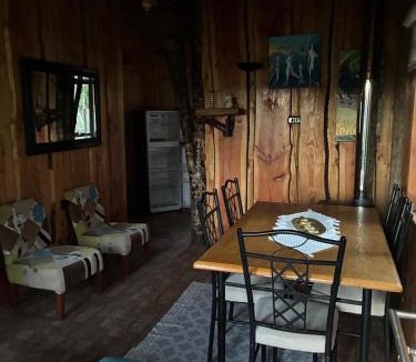Pucon House | Cabaña Refugio Rustica