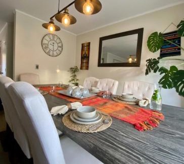 Curico House | Casa moderna en Curico, excelente ubicación, estacionamiento