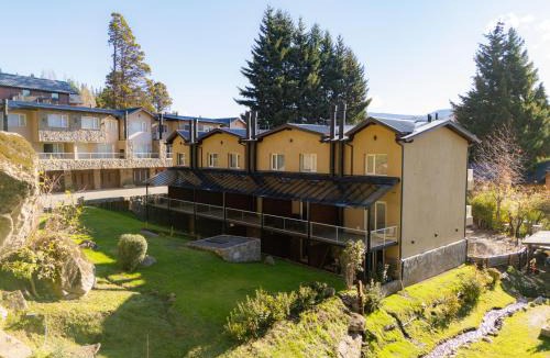 San Martin de los Andes Apartment | Deptos De la Cascada I Con la Mejor Vista de San Martín - Ayres del Bosque Alojamientos