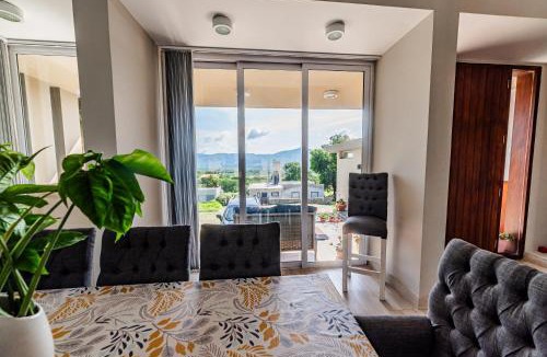 Vaqueros House | Casa Ola Relax in private neighborhood with pool