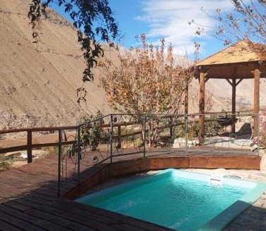 Paihuano House | Casa Jardín de Hadas con Vista Panorámica