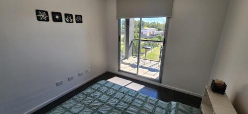 Granadero Baigorria Apartment | Condominios en Complejo Nautico Tifon Baigorria