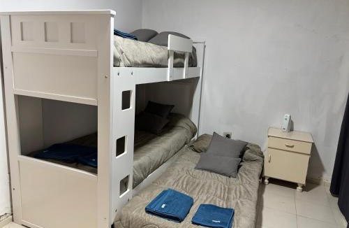 Villa Carlos Paz Apartment | Departamento Villa Carlos Paz centrico de 3 dormitorios con calefacción y cochera incluida capacidad 7 personas