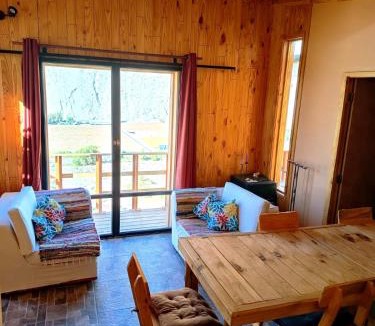 Paihuano House | Cabañas "Terrazas de Orión" con Vista Panorámica en Pisco Elqui