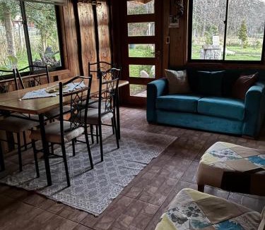 Pucon House | Cabaña Refugio Rustica