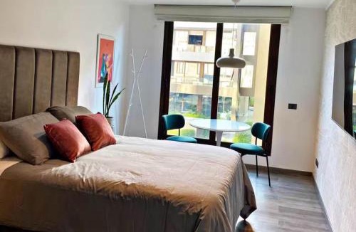 Downtown Santiago Apartment | Huerfanos Spot