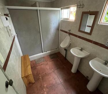 Nogales House | Hostal JV CASA AMPLIA
