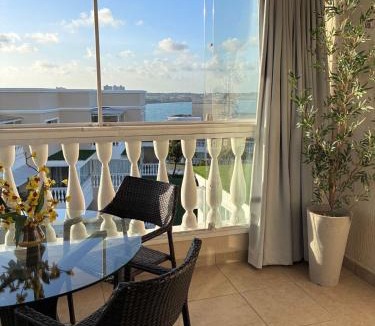 Pirangi do Norte Apartment | Porto Brasil Resort - Apartamento Exclusivo em Pirangi Praia, Piscinas e Conforto