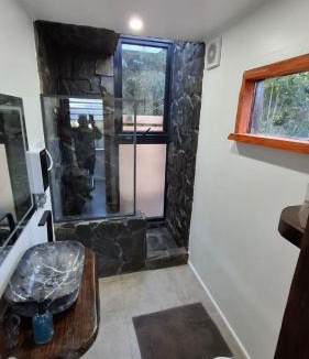 Valdivia House | Cabaña con tinaja en bosque Valdiviano