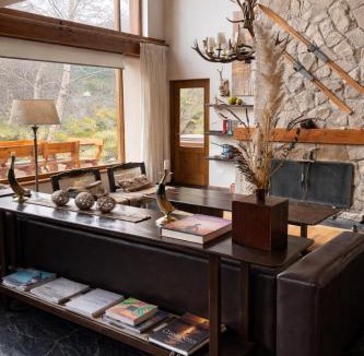 Villa Arelauquen Ski Chalet | House in Arelauquen Golf Club with 4 bedrooms