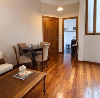 San Telmo Apartment | Apartment for Four One Block from San Telmo Square, One Block from San Telmo Market, Very Charming, Three Blocks from Puerto Mader