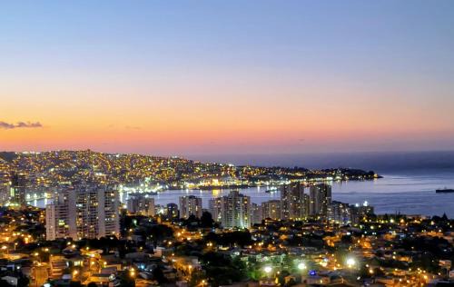 Placeres Apartment | Depto Valparaíso con Vista al Mar y a la Bahía de Valparaíso