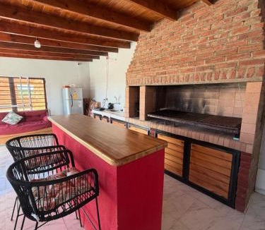 Virrey del Pino House | Quincho con Pileta USO DE DÍA para 15 huespedes en Virrey del Pino