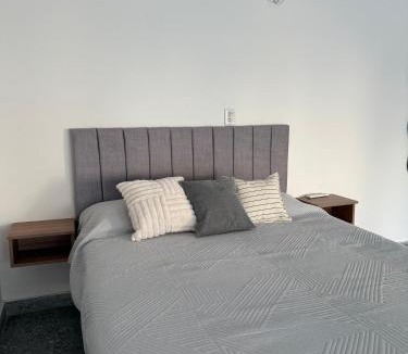 Esperanza Apartment | Studio Ikuma