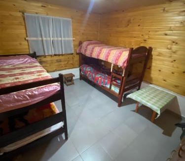 El Mollar House | Cabaña al pie de la montaña