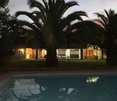 Pirque House | Parcela con Casa, Terraza, Piscina y Quincho en Pirque