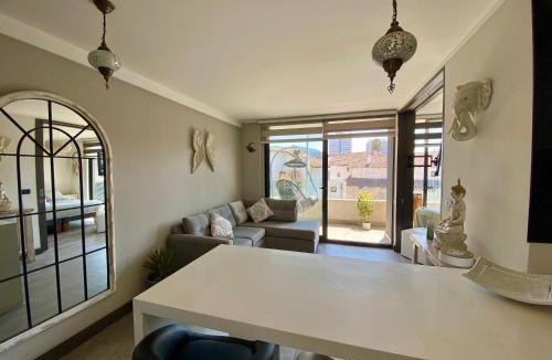 Las Condes Apartment | Vibe Oriente Spot Cama king Terraza y Piscina