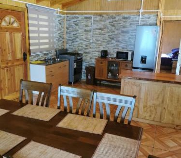 Melipeuco House | Cabañas El Rincón De Huallerupe