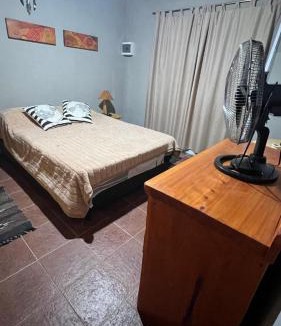 Huerta Grande House | casa rustica dos dormitorios con pileta
