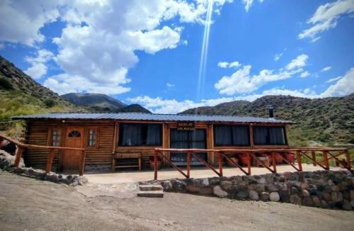 Salto Ski Chalet | Quincho Cabaña Las Marias