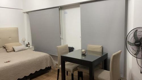 General San Martin Apartment | alquiler por dia a pasos Avenida Corrientes Y Gascon 1 o 2 personas wifi parrilla balcon Solicitamos Seña y número de contacto