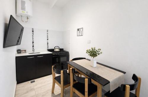 Florida Apartment | Hermoso y Calido departamento en Vicente Lopez ubicacion inmejorable , 100 metros del tren , cerca de River, tecnopolis , a pasos tenes todo