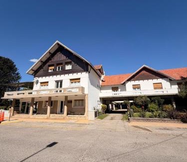 San Martin de los Andes Hotel | Hotel Crismalu - Centro