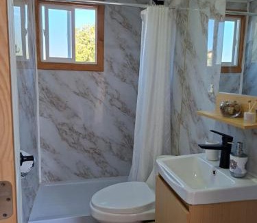 Lenca House | Tu refugio en el sur, tiny house con vista al Volcán Calbuco a 30 minutos de Puerto Montt