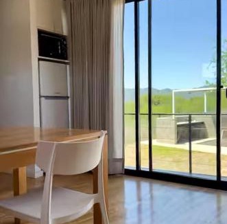 Villa Parque Siquiman House | Casa en las sierras Black Box