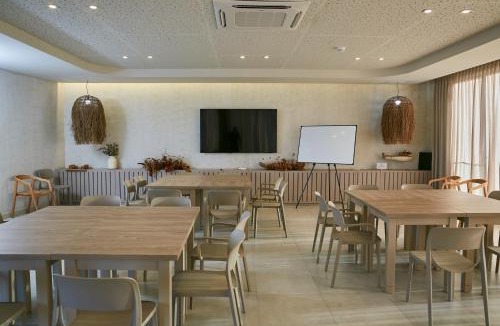 Chacras de Coria Hotel | Howard Johnson Alcántara Boutique Hotel Chacras de Coria by Wyndham