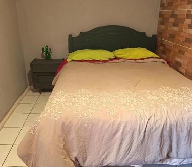 La Granja House | Casa Hostel Javi