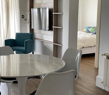 Neuquen Apartment | Dpto en Neuquén amueblado 2 ambientes, muy luminoso en zona céntrica