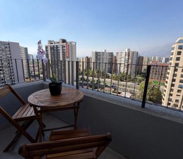 La Florida Apartment | Departamento La florida, Parking, Metro, Mall, Clinicas, Wifi
