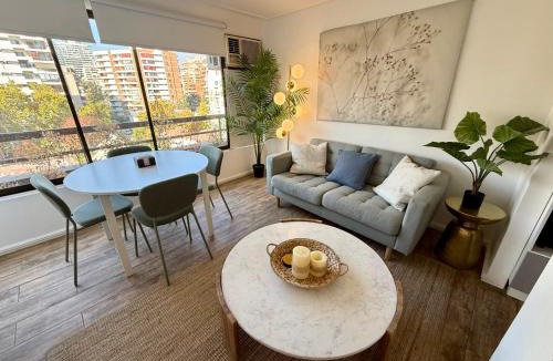El Golf Apartment | Luminoso y central dpto Duplex en barrio El Golf - Costanera Center