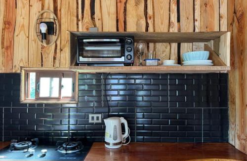 Yerbas Buenas Cabin | Cabañas Refugio del Lago