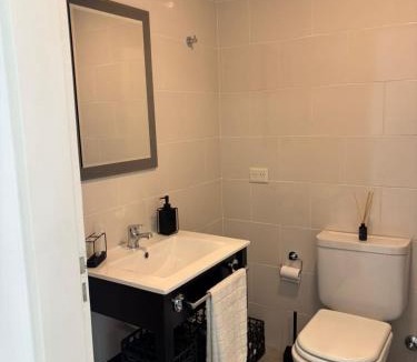 Comodoro Rivadavia Apartment | Altamar a metros del Hospital Regional y Cabin