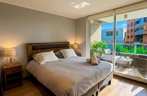 Vitacura Apartment | 1D con Cama King y Estacionamiento en Las Condes
