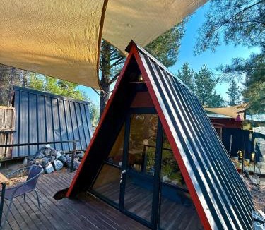 Melipeuco Other | Cabina con terraza vista al río en Roca Truful