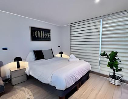 Las Condes Apartment | 1D con Terraza cerca de Clínica Las Condes