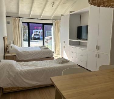 Macrozona Bahia Redonda y Primeros Faldeos Apartment | Estudio con calefacción central, a 1 cuadra centro