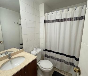 Las Rejas Apartment | Alojamiento frente a Turbus