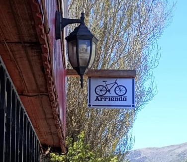 Lonquimay House | Hostal Villa Portales