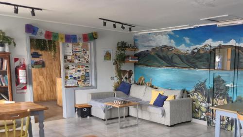 Macrozona Bahia Redonda y Primeros Faldeos Hostel | Lago Argentino Hostel