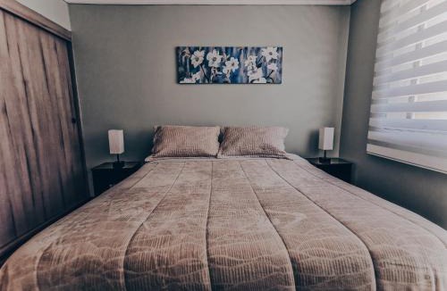 Concepcion Apartment | Hermoso Departamento Central en Concepción - hasta 4 camas - 2 Dormitorios - 1 Baño - 1 Estacionamiento - Mejor Evaluado en Chile 2023-2025 - Incluye Consola de Juegos Retro - Te ayudo con panoramas
